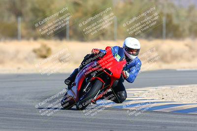 media/Jan-09-2022-SoCal Trackdays (Sun) [[2b1fec8404]]/Turn 6 (1035am)/